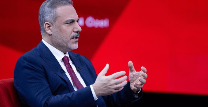 Hakan Fidan, 4-5 yıl önce zehirlenmeye çalışıldığını açıkladı