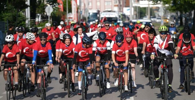 Pedallar 19 Mayıs için çevrildi