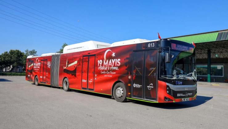 Otobüs ve tramvaylar 19 Mayıs’a özel giydirildi