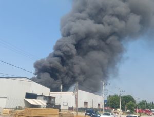 Boya Fabrikası’nda Korkutan Yangın