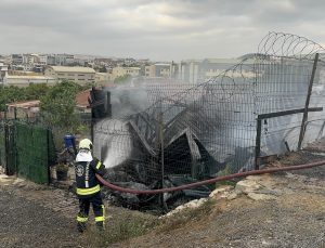 Darıca’da Korkutan Yangın: Ev Küle Döndü