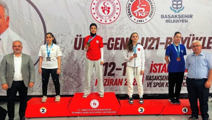 Körfezli karateci Hümeyra şampiyon oldu