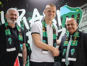 ALEKSANDAR JOVANOVIĆ KOCAELİSPOR’DA