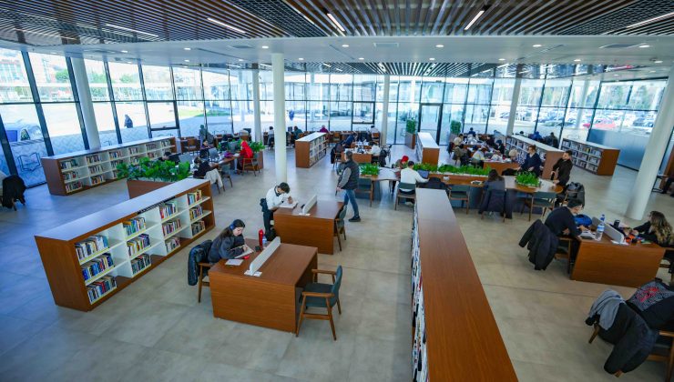 Büyükşehir’le harflerin renkli dünyasına yolculuk