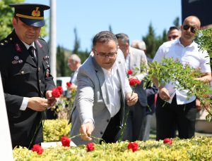 Derince’de Dualar Şehitlerimiz İçin