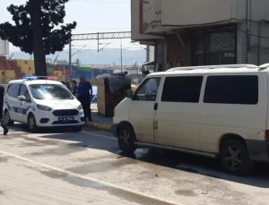 Derince’de Taciz İddiası Mahalleliyi Ayağa Kaldırdı: Şüpheli Darp Edildi