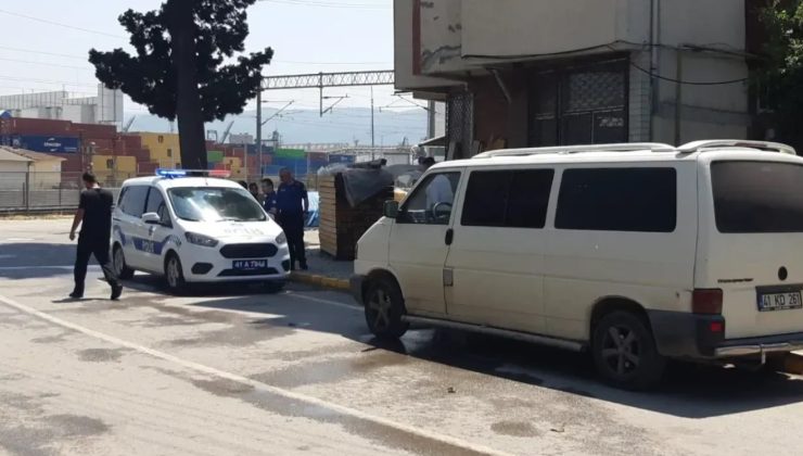 Derince’de Taciz İddiası Mahalleliyi Ayağa Kaldırdı: Şüpheli Darp Edildi