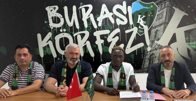 Kocaelispor’dan Yeni Transfer: Dan Agyei Resmen İmzayı Attı