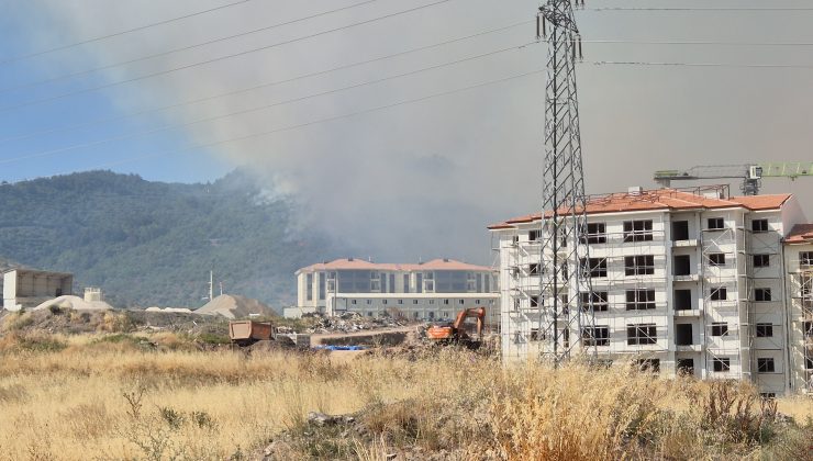 Körfez’de Orman Yangını Paniği: Alevler Evlere Yaklaştı,