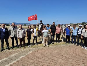 Rahvan At Yarışları Değirmendere Koşusu Nefes Kesti