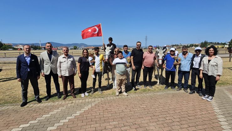Rahvan At Yarışları Değirmendere Koşusu Nefes Kesti