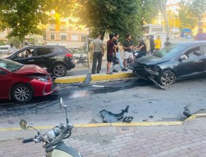 Karamürsel’de Trafik Kazası: Motosiklet Sürücüsü Yaralandı