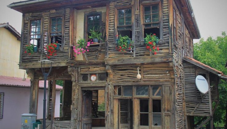 Gölcük’ün Tarihi Yapısı Yeniden Hayat Buluyor