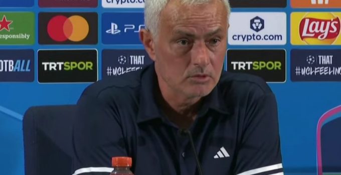 Mourinho: “Önce Kocaelispor Maçını Düşünüyorum”