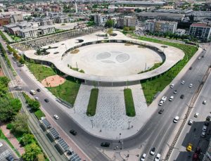 Milli İrade Meydanı’na 300’den fazla ağaç dikildi