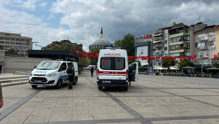 İzmit Kent Meydanı’nda Kendini Yakmak İsteyen Şahıs İkna Edildi