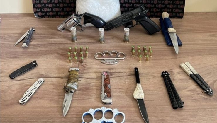 Kaçak silah ve uyuşturucu operasyonunda 7 gözaltı