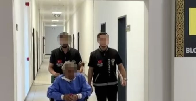 Eşini öldürüp kendini yaralamıştı, tutuklandı