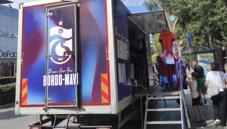 Gölcük’te Trabzon Store Tırı Kaldırılıyor