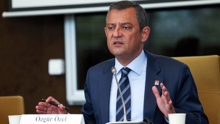 Özgür Özel’in Kocaeli ziyareti tartışma yarattı