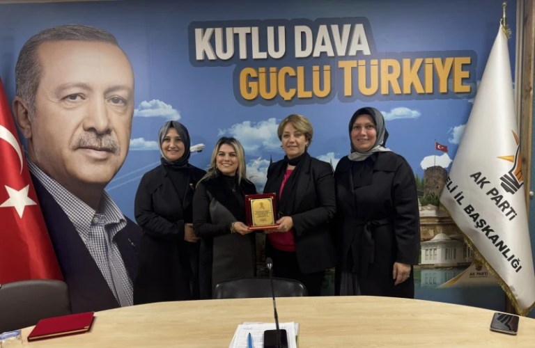AK Parti Kocaeli Kadın Kolları’ndan teşkilatlara teşekkür!