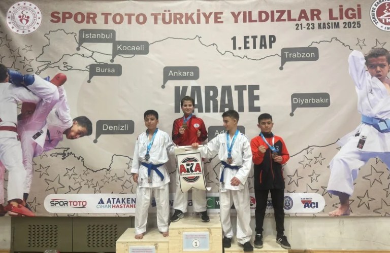 Körfezli karateciler Darıca’da tatamiye damga vurdu!