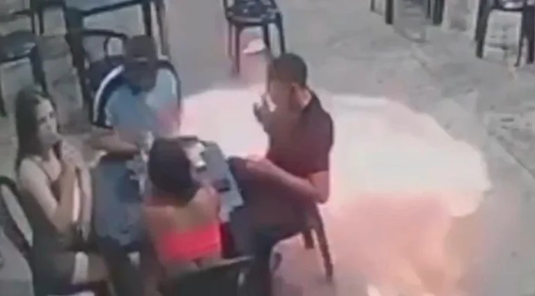 Brezilya’da Benzin İstasyonunda Yangın Paniği!