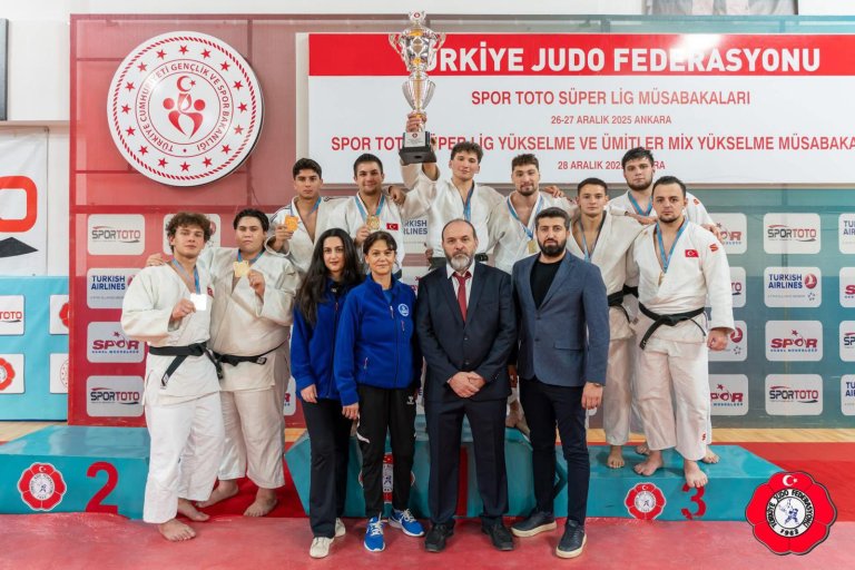 Kocaeli Büyükşehir Judo Takımı Süper Lig Şampiyonu!
