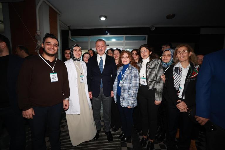 Derince’de Akademi Liseler Gençleri Geleceğe Hazırlıyor!