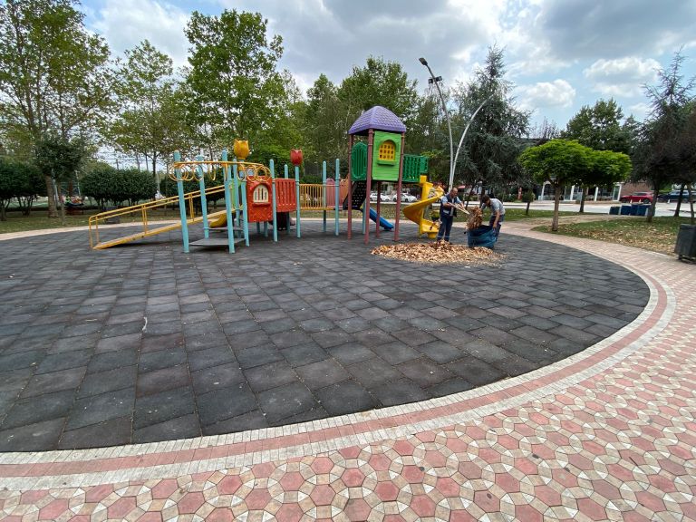 Kocaeli’de Oyun Alanlarına Düzenli Bakım!