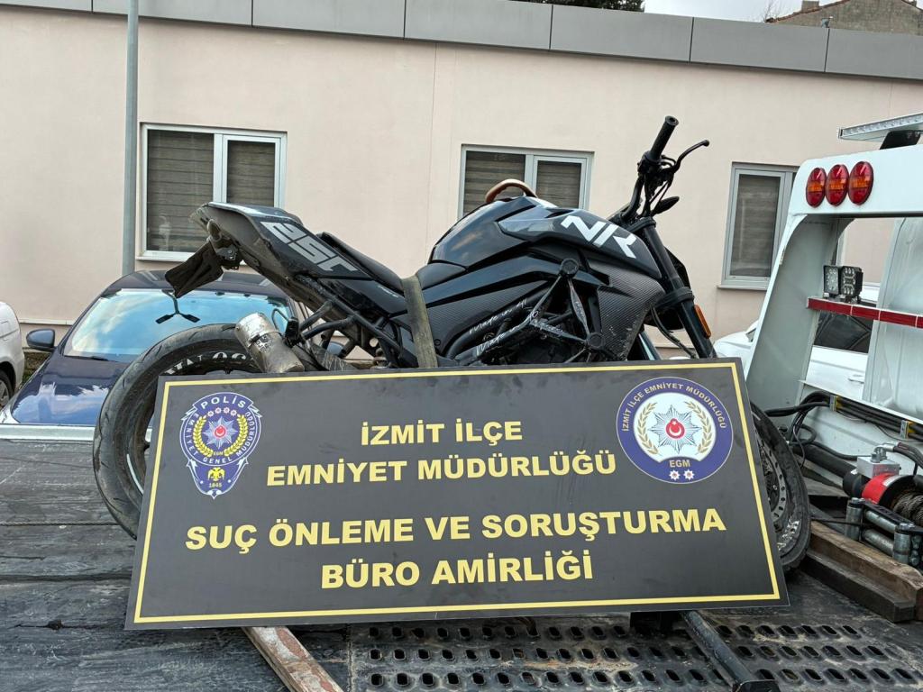 İzmit-Kandıra Yolu’ndaki ‘Tek Teker’ Olayı Çözüldü!
