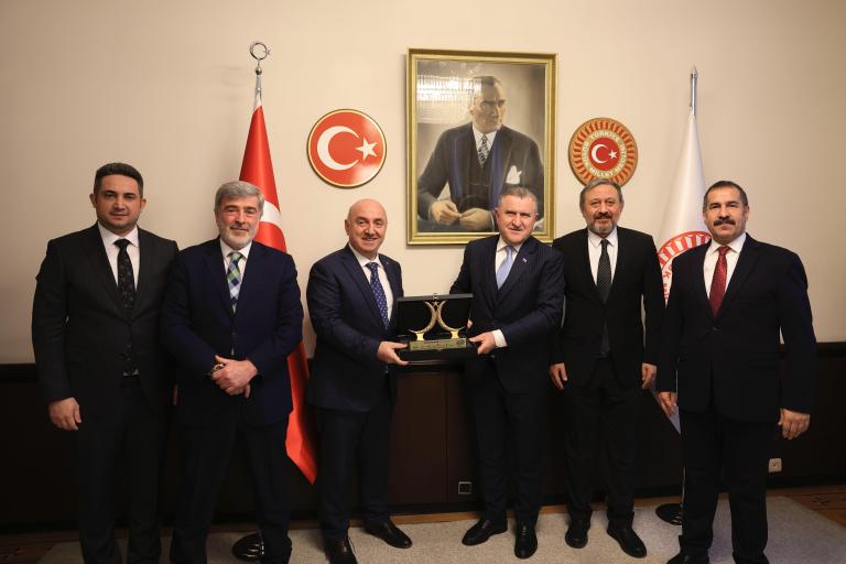 Darıca’ya 150 Milyon TL’lik Spor Yatırımı Müjdesi!