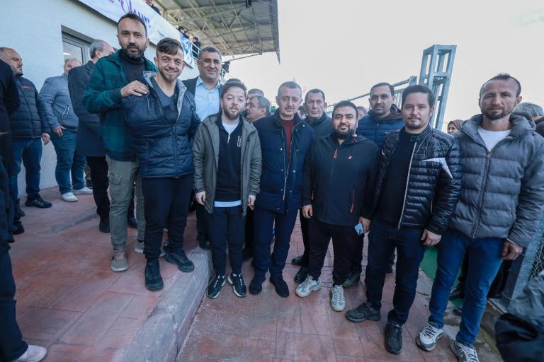 Alikahya’da Yeni Spor ve Gençlik Merkezi Açıldı