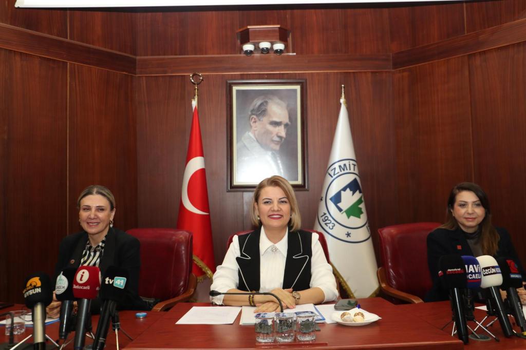 İzmit Belediyesi’nde Denetim Komisyonu Üyeleri Seçildi