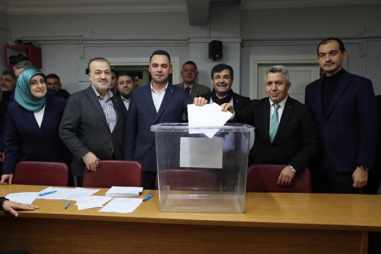 Kandıra’da AK Parti’de Temayül Yoklaması!