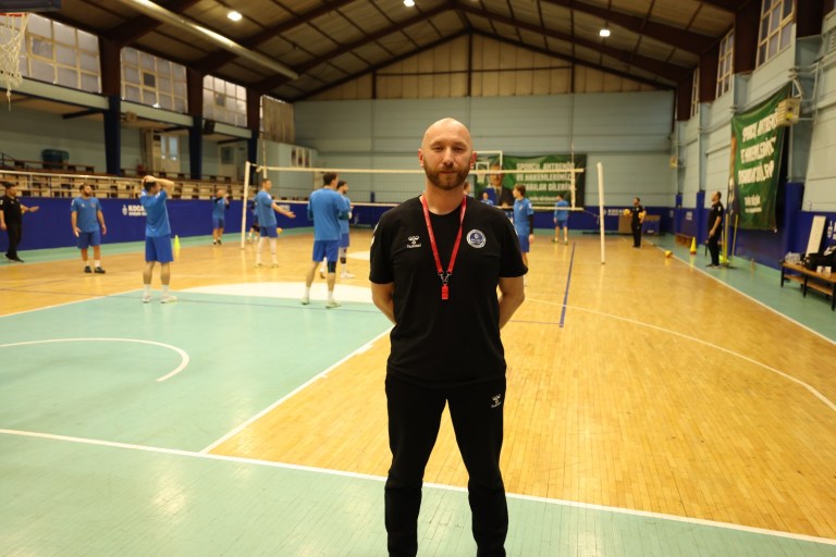 Kağıtspor’un genç yıldızı Efe Sabur umut vaat ediyor