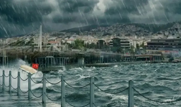 Kocaeli Valiliği’nden Batı Karadeniz için şiddetli fırtına uyarısı