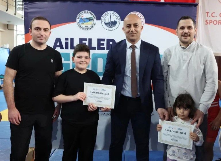 Derince’de aileler sporla buluştu