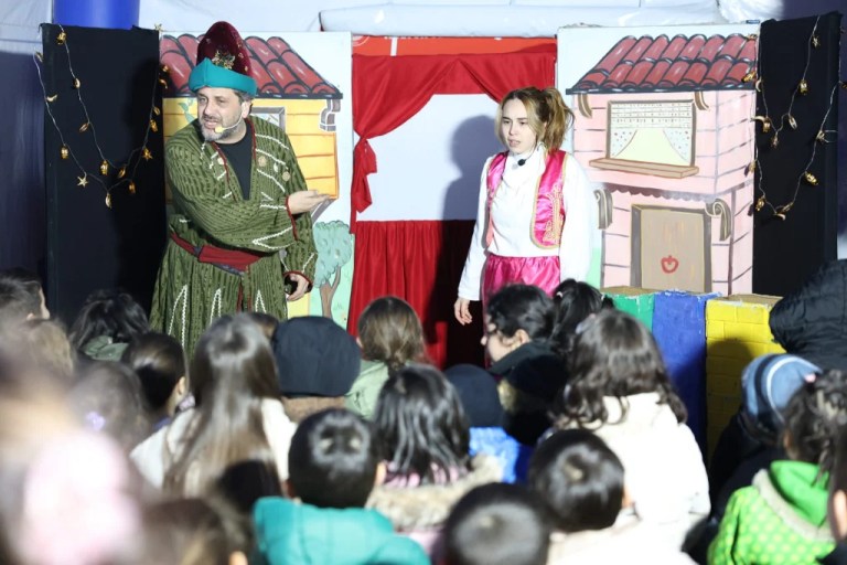 Derince’de Ramazan Şenlikleri çocukları sevindiriyor