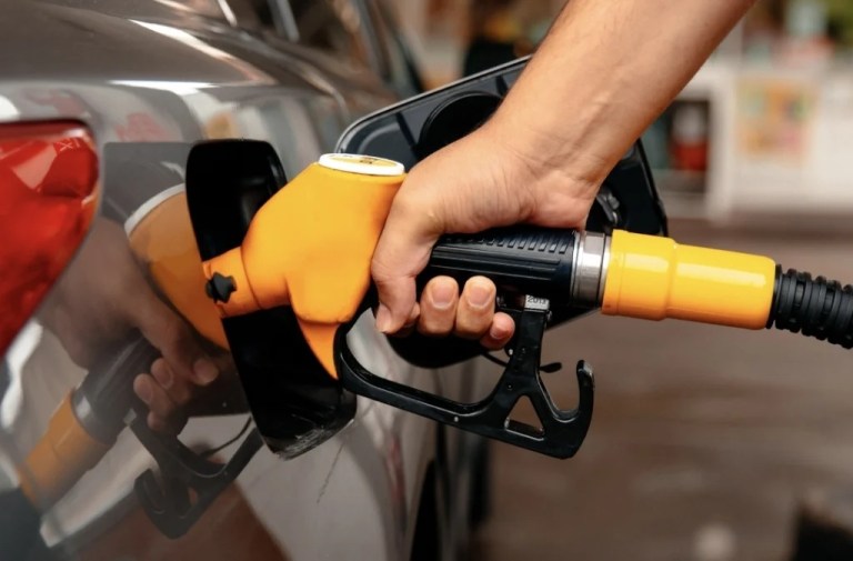 Benzin ve motorine zam geliyor