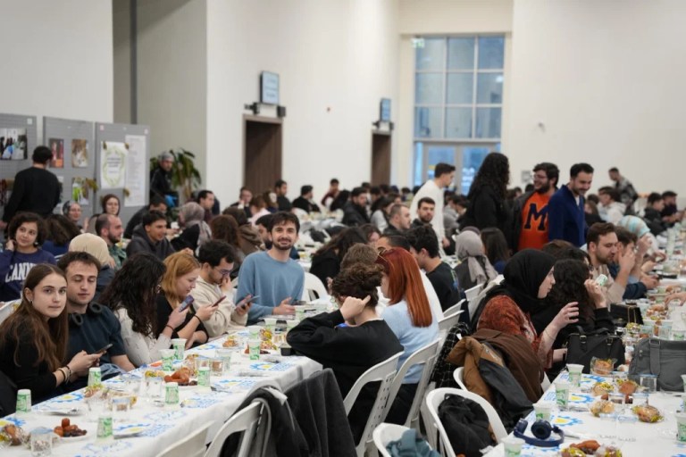 Gebze Belediyesi’nden GTÜ’de iftar programı