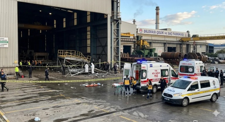 Dilovası’nda fabrikada feci kaza: 2 işçi öldü!