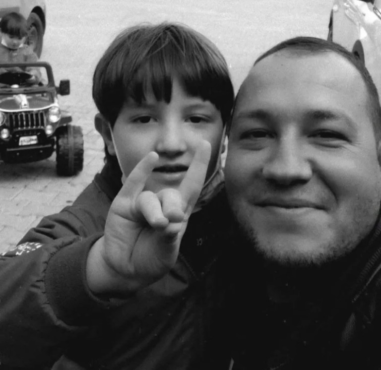 Baba Furkan’ı uğurlayamayacak: ‘Yoldayım, yetişemeyeceğim’