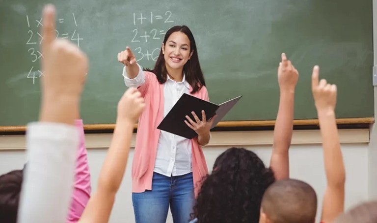 Okullarda yeni güvenlik önlemleri: Kıyafet zorunlu, veliye randevu