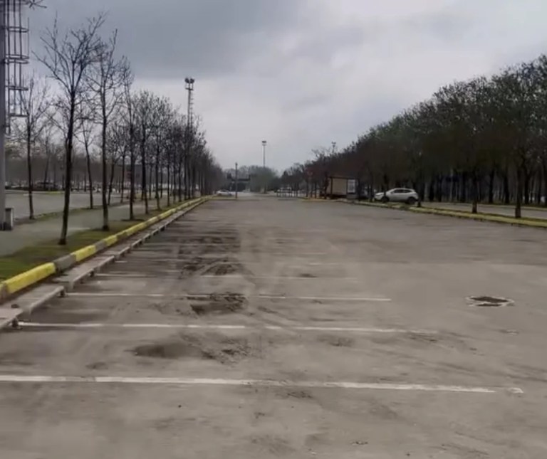 İzmit’te otopark sorunu çözüldü: Karavanlar gitti, alan açıldı