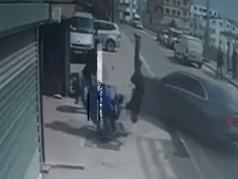 Kocaeli’de İntikam Saldırısı: Motosikletliye Otomobille Çarptı!