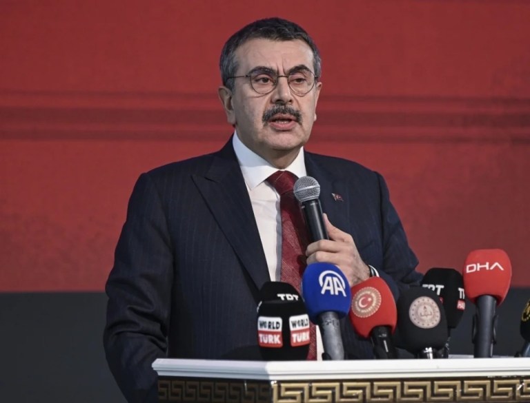 Bakan Tekin: Çocukların güvenliği kırmızı çizgimiz