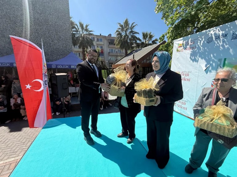 Gölcük’te Renkli İlmekler Şöleni Başladı