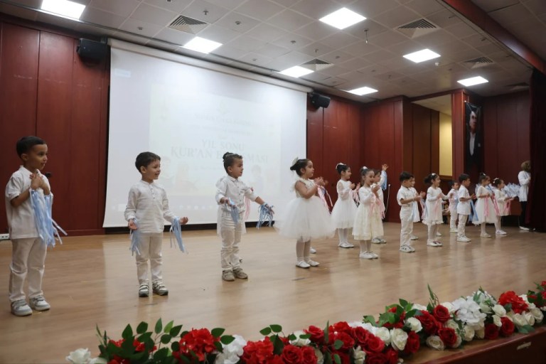 Çayırova’da Kur’an’a geçiş sevinci