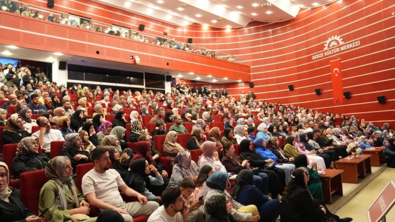 Aile, insanın ilk mektebidir